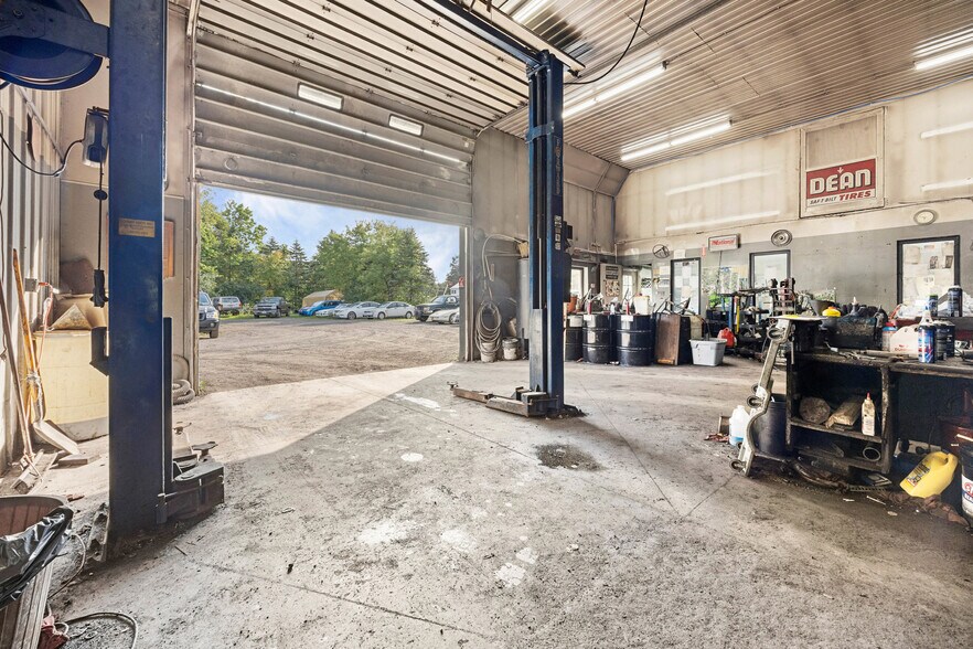 More Photos Of 688 Frey Rd, Macedon General Retail For Sale