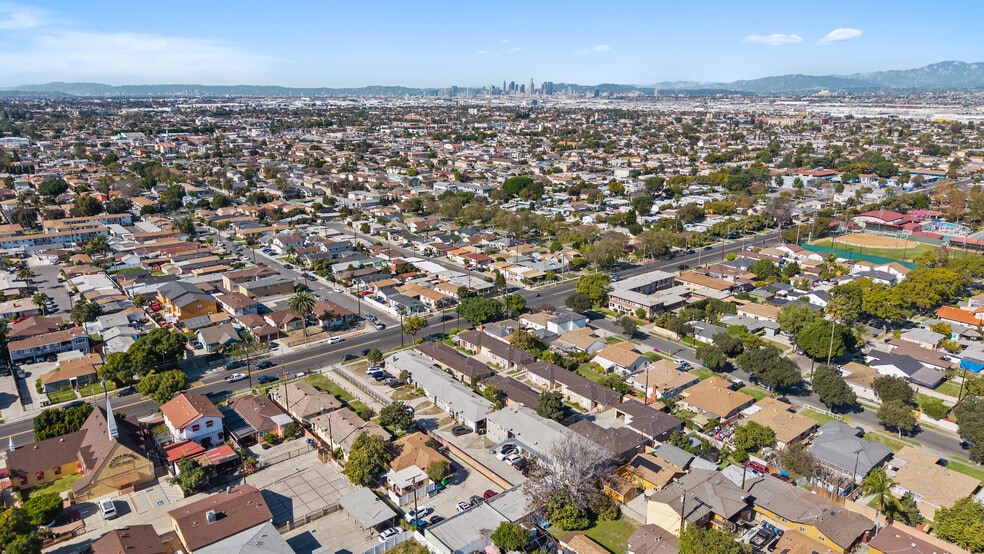 More Photos Of 6800 Wilcox Ave, Bell Apartments For Sale