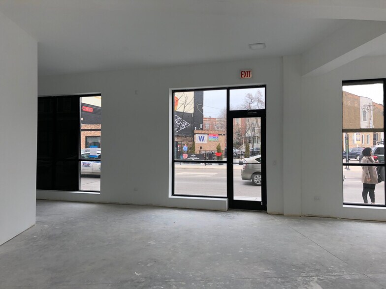 More Photos Of 2800 N Lincoln Ave, Chicago Storefront Retail Residential For Lease
