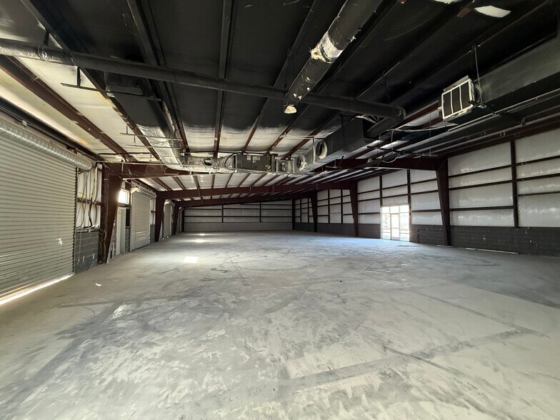 More Photos Of 1895 Appaloosa Dr, Sunland Park Showroom For Lease