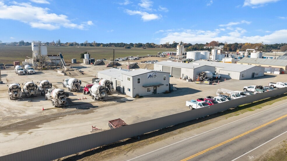 More Photos Of 14450-144470 Walnut Grove- Thornton Rd, Walnut Grove Industrial For Sale