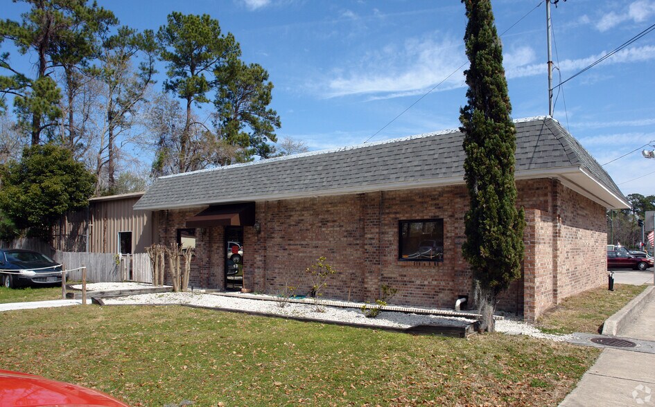 More Photos Of 5013 Park St, Jacksonville Auto Repair For Sale