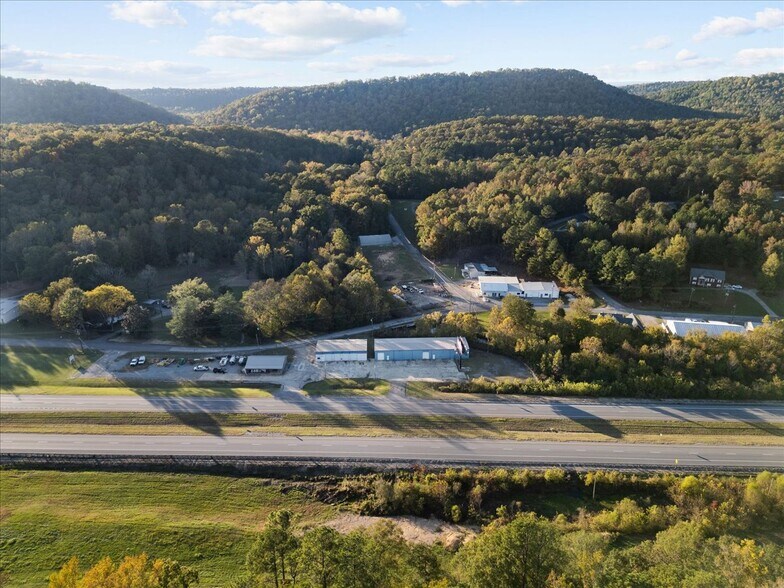 More Photos Of 13605-13609 State Highway 75, Remlap Service For Sale