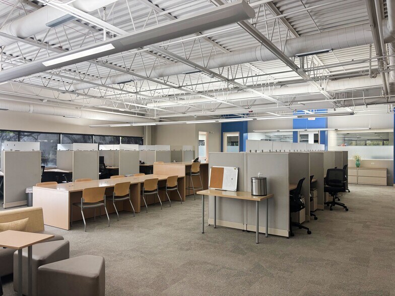 More Photos Of 1161 Lake Cook Rd, Deerfield Medical For Lease