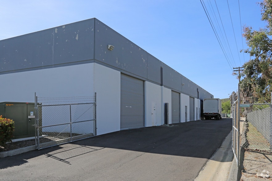 More Photos Of 3025 Industry St, Oceanside Unknown For Lease