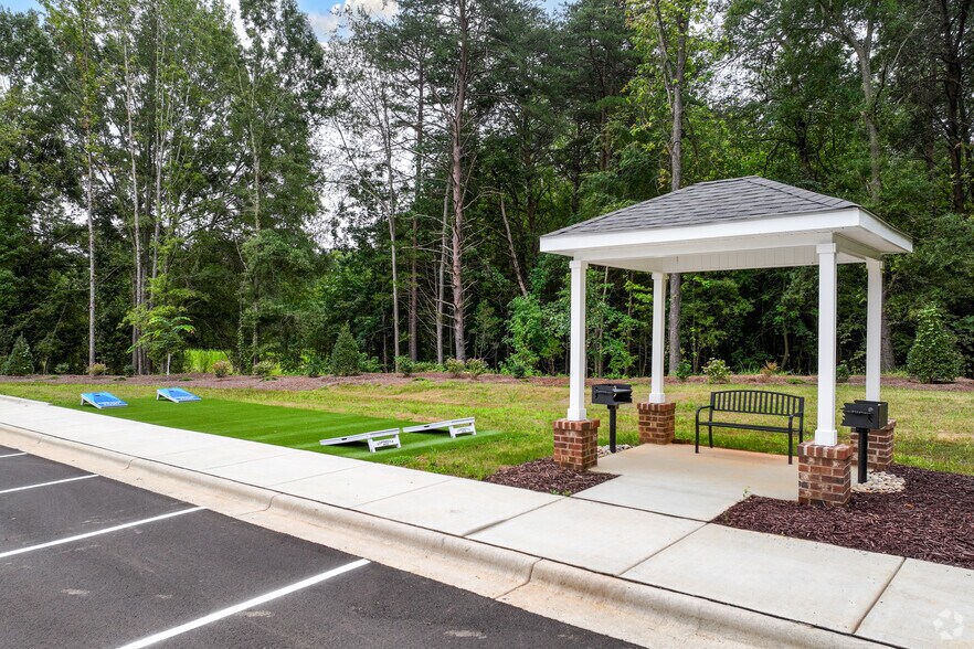 More Photos Of 143 Emerson Point Dr, Elon Apartments For Sale