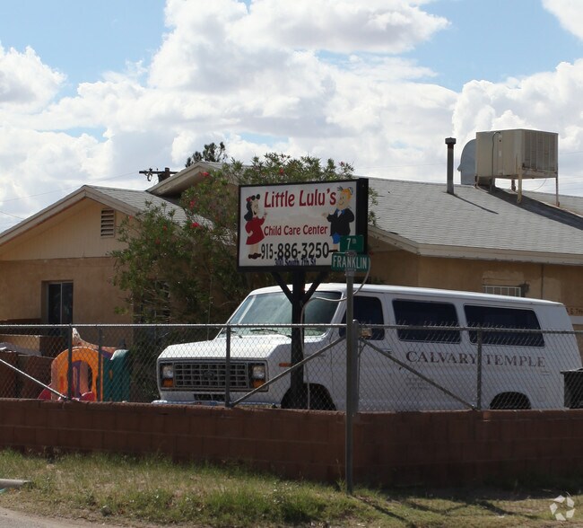 More Photos Of 300 S 7th St, Anthony Daycare Center For Sale