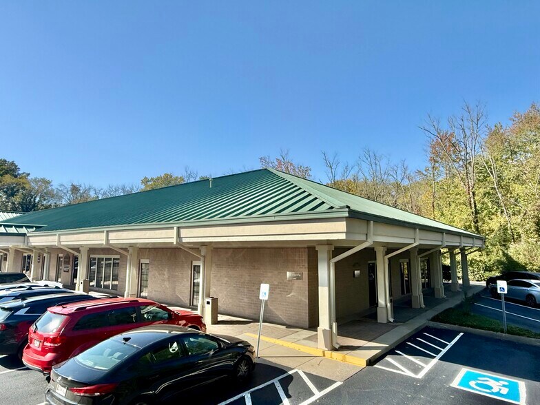 More Photos Of 1001-1045 N Highland Ave, Murfreesboro Medical For Sale