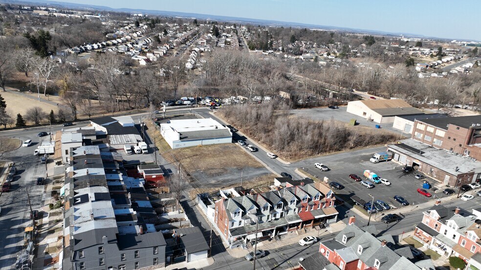 More Photos Of 958 N Penn St, Allentown Warehouse For Sale