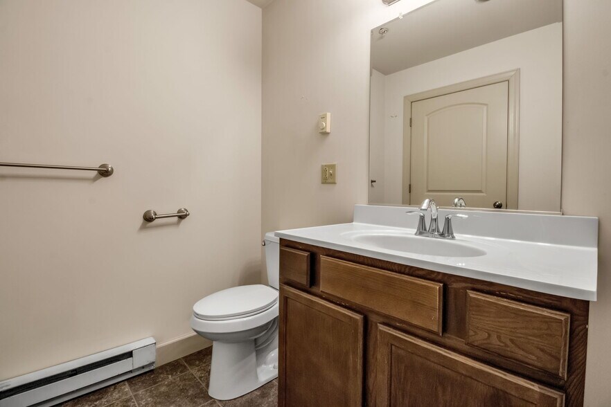 More Photos Of 2-85 Bristol Ln, Ellicottville General Retail For Lease