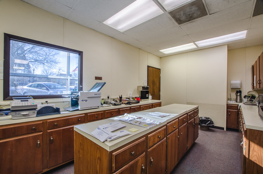 More Photos Of 35 N Park St, Mansfield Office For Sale