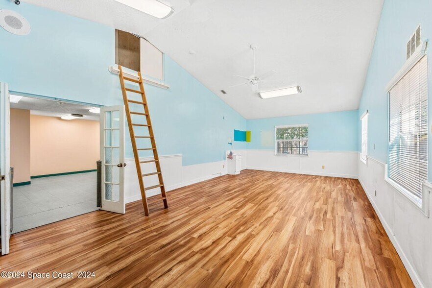 More Photos Of 308 Orange St, Melbourne Beach Daycare Center For Sale