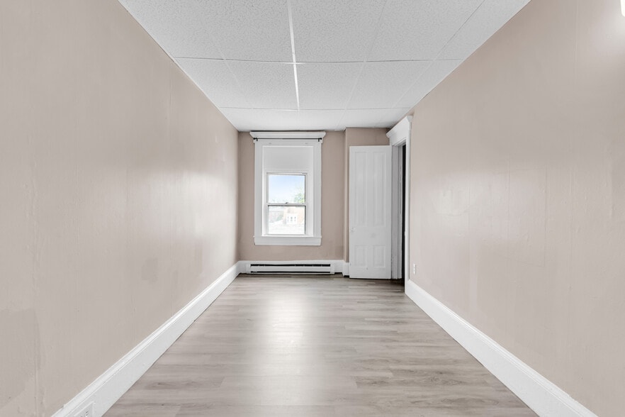 More Photos Of 409 W Broad St, Tamaqua Apartments For Sale