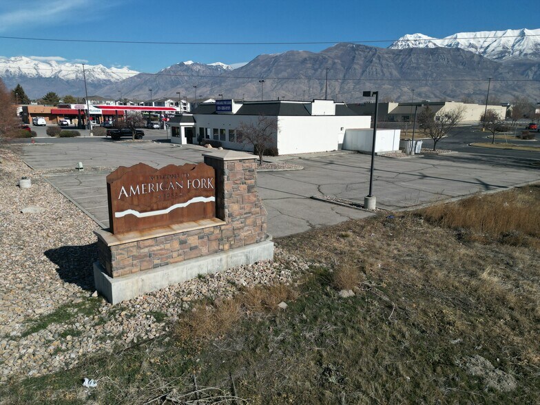 More Photos Of 705 S 500 E, American Fork Restaurant For Lease