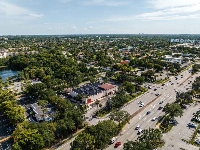 More Photos Of 6980 W Commercial Blvd, Lauderhill Drugstore For Sale