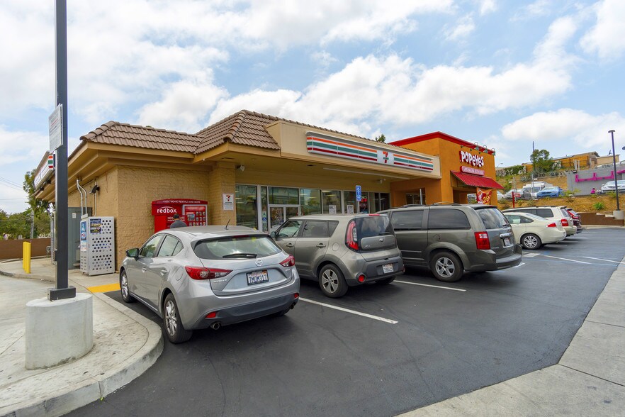 More Photos Of 3295 Palm Ave, San Diego Freestanding For Lease