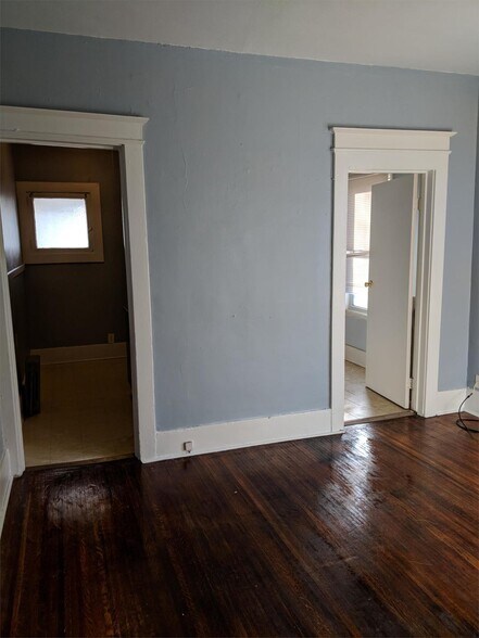 More Photos Of 153 Winchester St, Rochester Apartments For Sale
