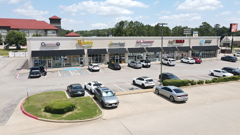 More Photos Of 3407 4th St, Longview Storefront For Lease