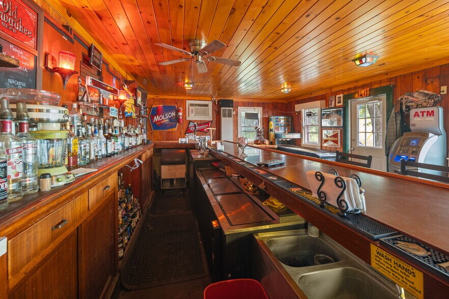 More Photos Of 189 Main St, Cherry Valley Restaurant For Sale
