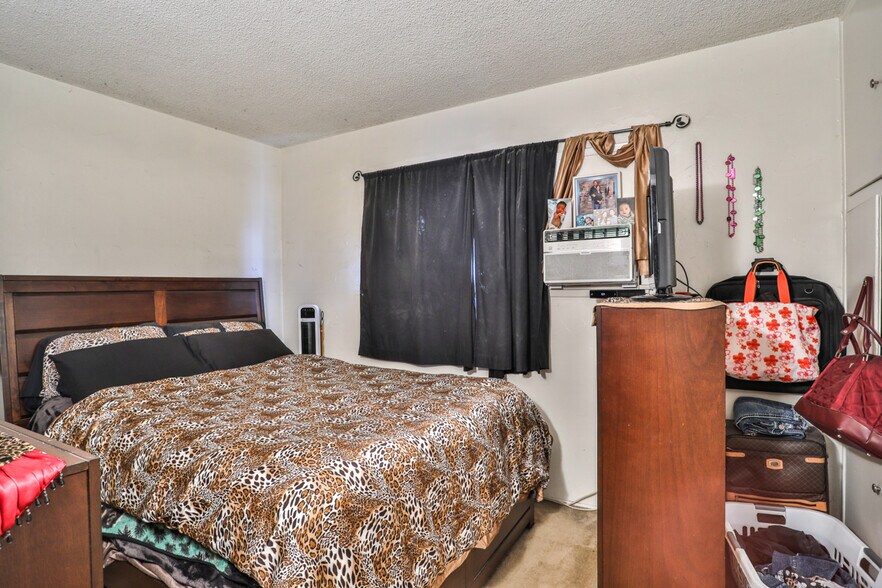 More Photos Of 310 W Mountain View Ave, Glendora Apartments For Sale
