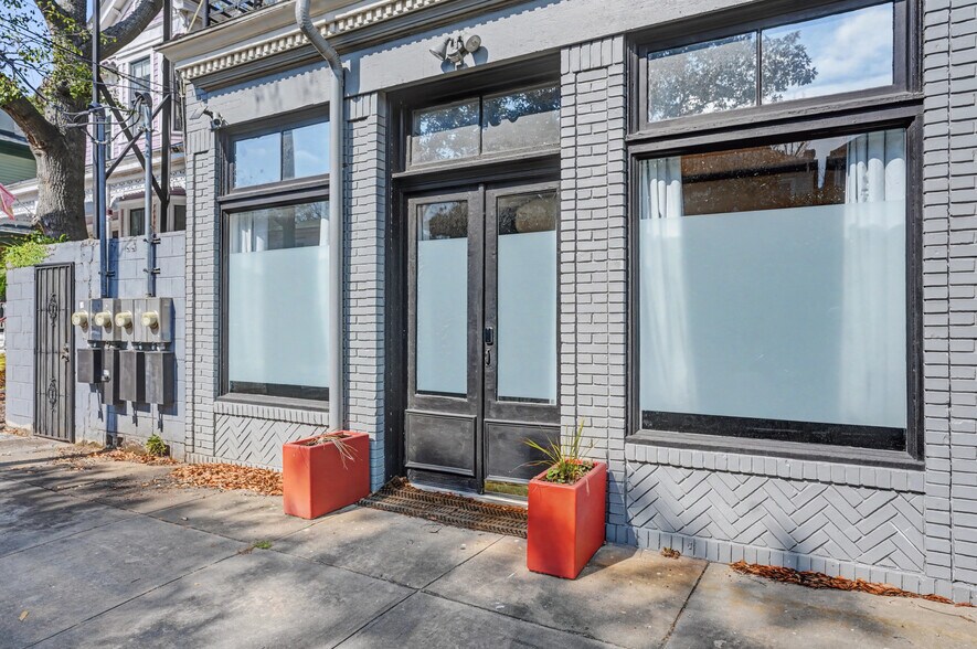 More Photos Of 2323 Barnard St, Savannah Storefront Retail Office For Lease