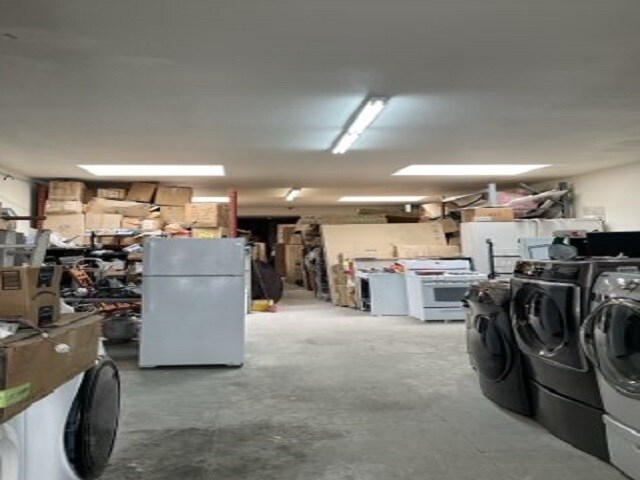 More Photos Of 2560 International Blvd, Oakland Storefront Retail Office For Sale
