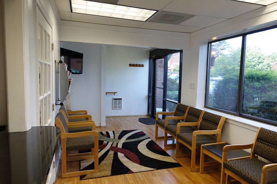 More Photos Of 9239-9249 Old Keene Mill Rd, Burke Medical For Sale