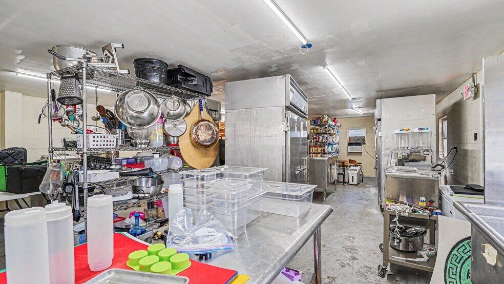 More Photos Of 430 #A 2nd Ave, Mayodan General Retail For Sale