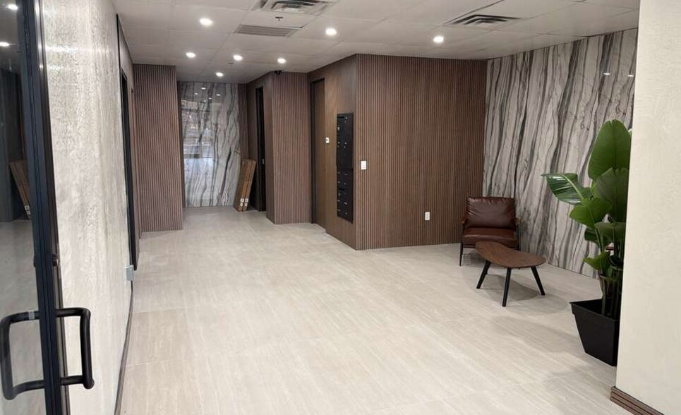 More Photos Of 2511 N Loop 1604, San Antonio Office Residential For Lease