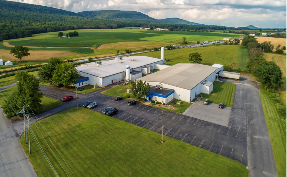 Primary Photo Of 600 Valley Rd, Hamburg Manufacturing For Sale