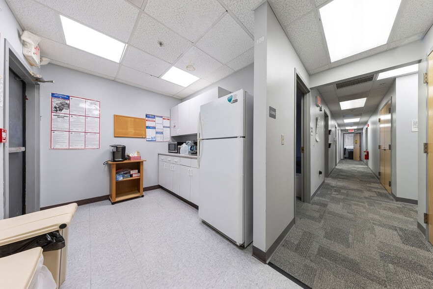 More Photos Of 11 Kimball Dr, Hooksett Storefront Retail Office For Sale