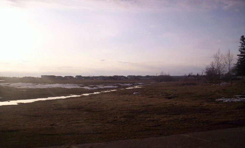 More Photos Of 4904 52 Street, Bruderheim Land For Sale