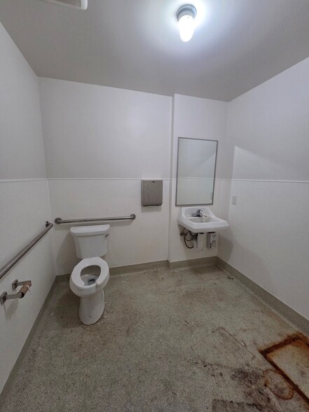 More Photos Of 221-227 G St, Davis Storefront Retail Office For Lease