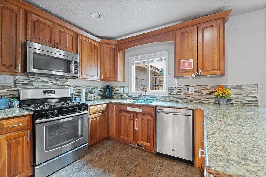 More Photos Of 119 SW 7th St, Redmond Daycare Center For Sale