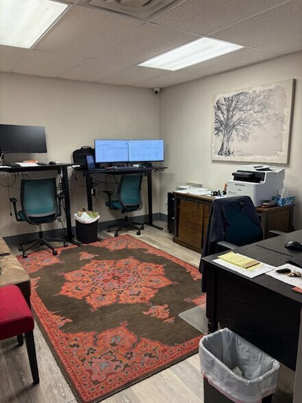 More Photos Of 2805 Singleton St, Rowlett Distribution For Lease