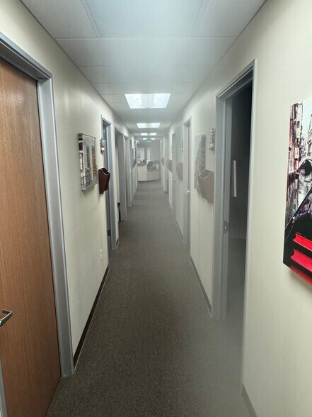 More Photos Of 2045 Royal Ave, Simi Valley Medical For Lease