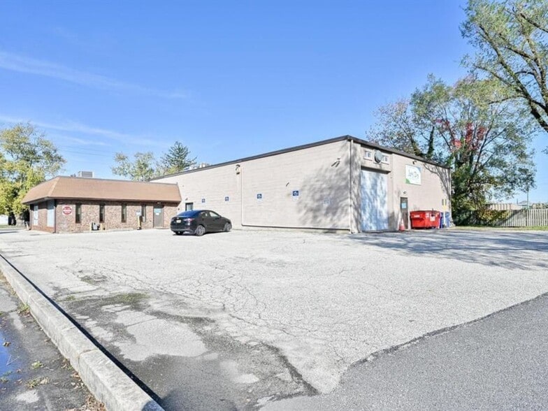 More Photos Of 619 Church St, Pleasantville Warehouse For Sale