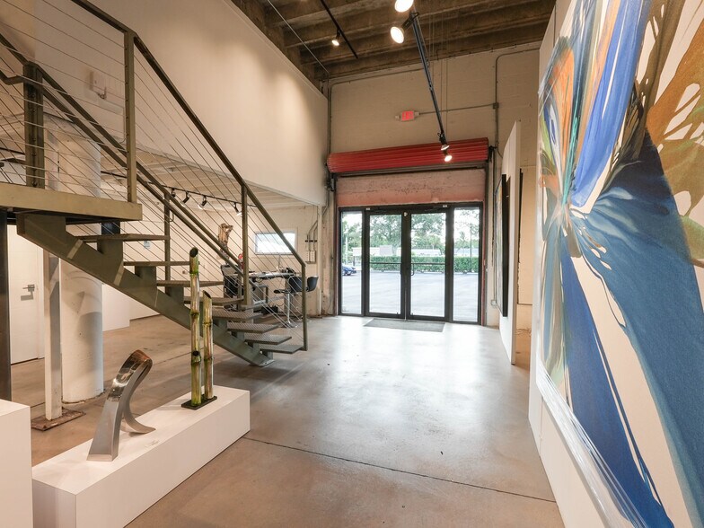 More Photos Of 390 SE 2nd Ave, Delray Beach Warehouse For Sale