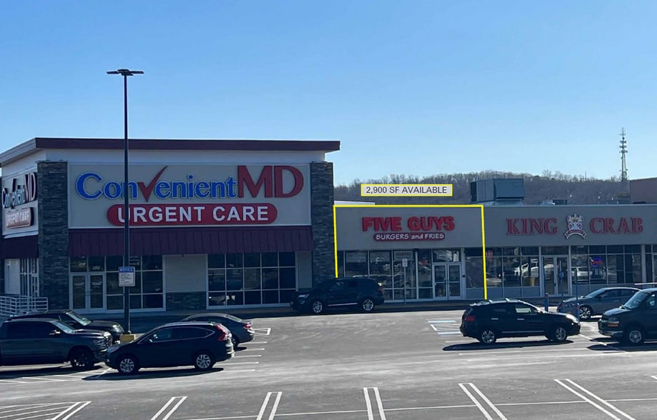 More Photos Of 164-180 Main St, Saugus Unknown For Lease