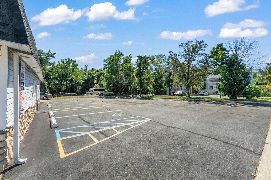 More Photos Of 533 Main St, Spotswood General Retail For Lease