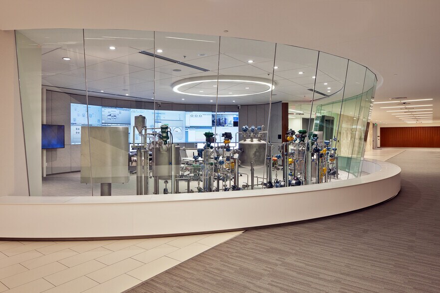 More Photos Of , Round Rock Office For Sale