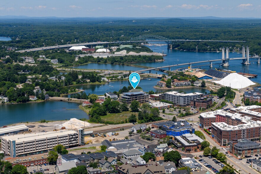 More Photos Of 145 Maplewood Ave, Portsmouth Office For Lease