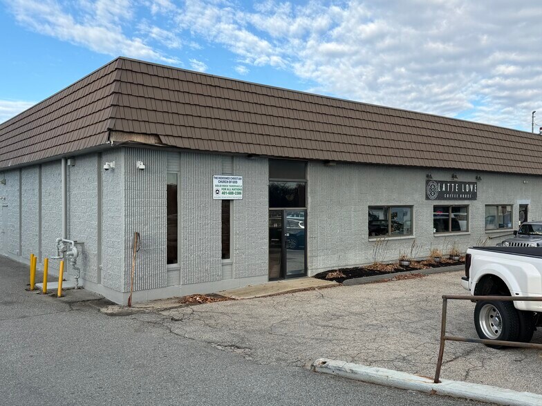 More Photos Of 11 Comstock Pky, Cranston Freestanding For Lease