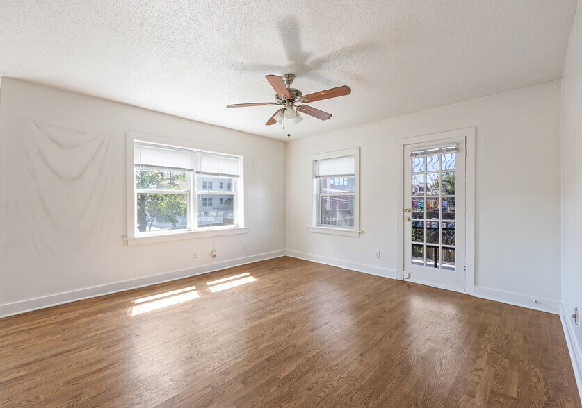 More Photos Of 3820 Walnut St, Kansas City Apartments For Sale