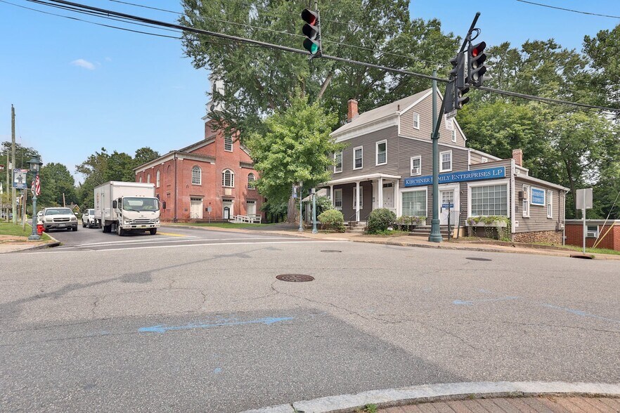 More Photos Of 1 Kings Hwy, Tappan Office For Lease