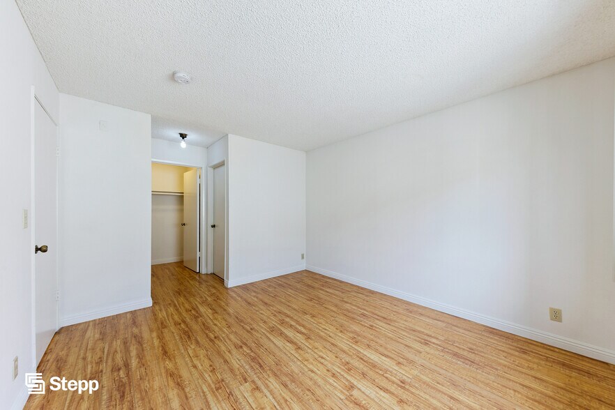More Photos Of 424 S Commonwealth Ave, Los Angeles Apartments For Sale