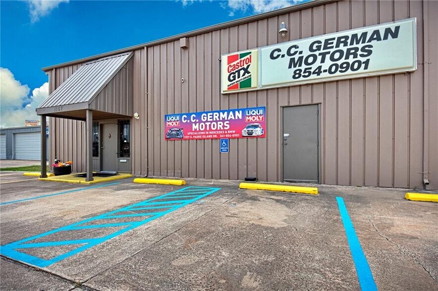 More Photos Of 1157 S Padre Island Dr, Corpus Christi Warehouse For Sale