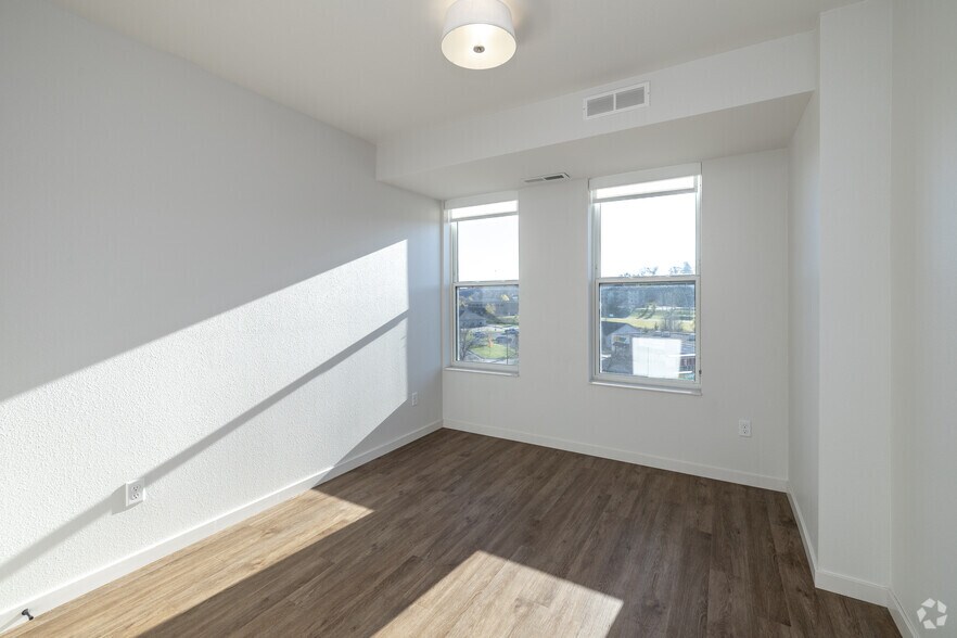 More Photos Of 201 El Dorado Dr, Jordan Apartments For Lease