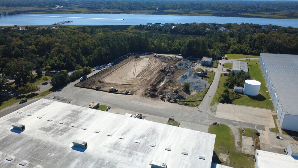 More Photos Of 4500 Leeds Avenue, North Charleston Warehouse For Lease