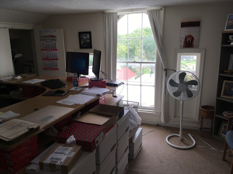 More Photos Of 635 E Bay St, Charleston Office Residential For Lease